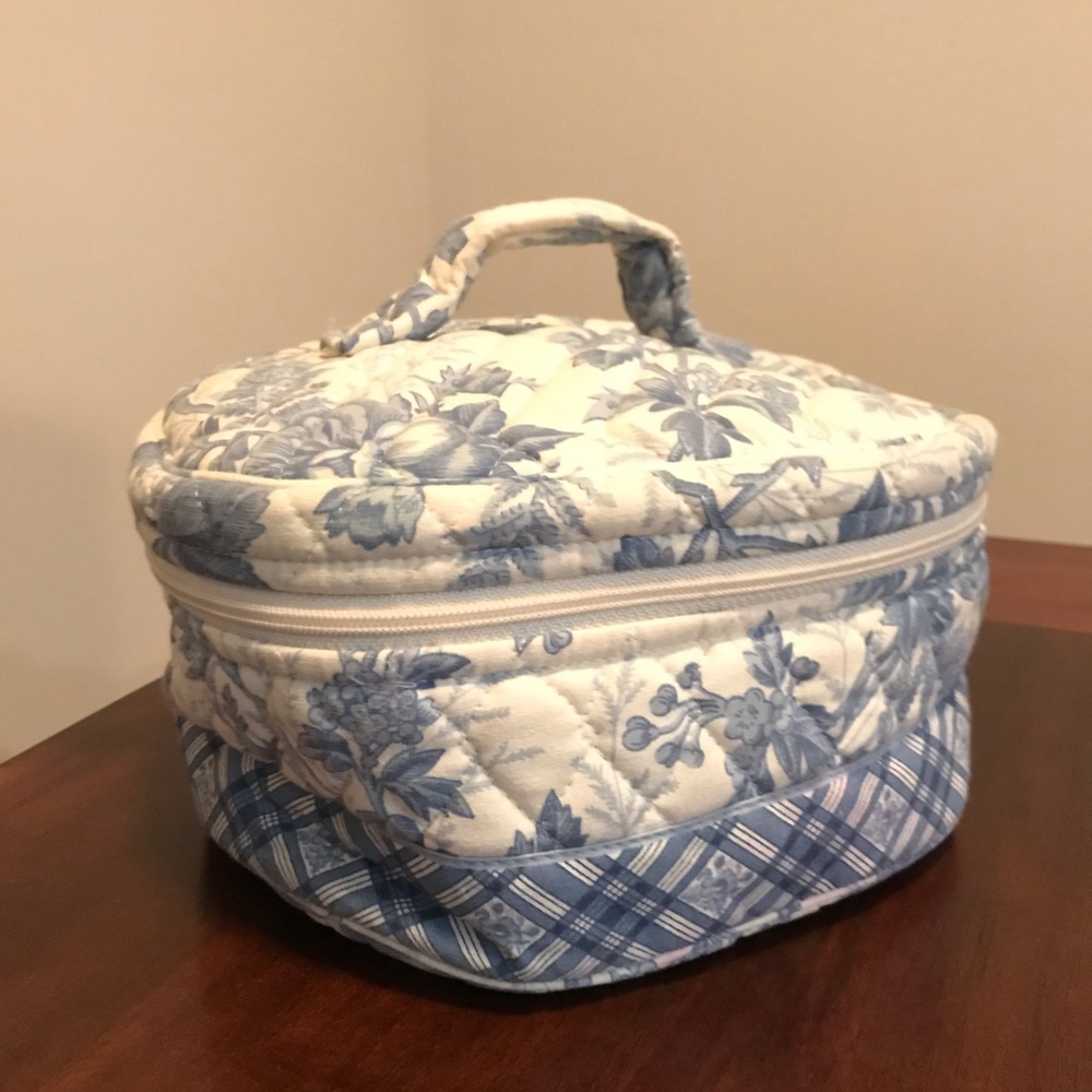 Vera Bradley travel/cosmetic bag
